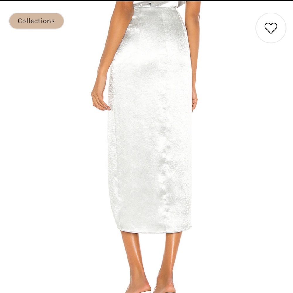 AIIFOS Orla Skirt in Silver - Picture 3 of 9